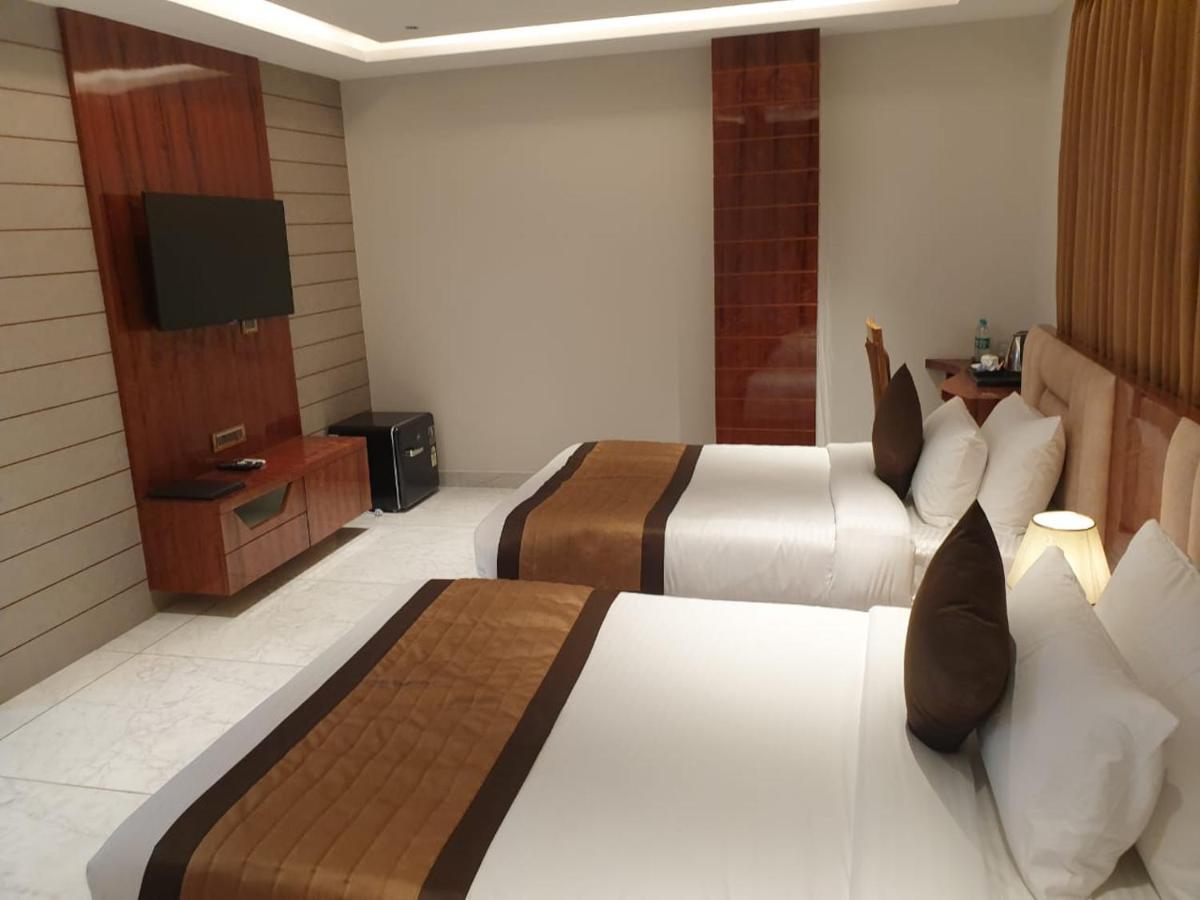 Hotel Suncity Palace Katihar Exterior photo